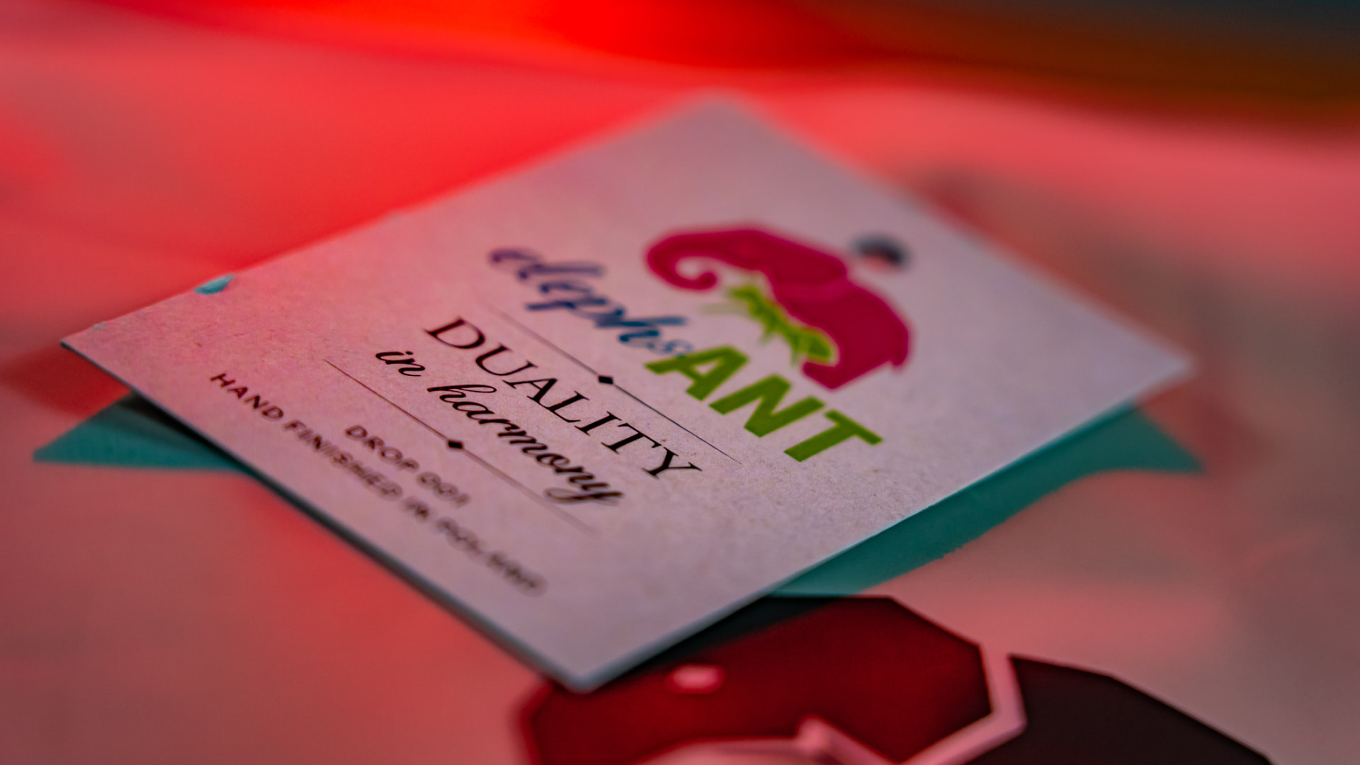 Hangtag DUALITY in harmony — eleph&ANT
